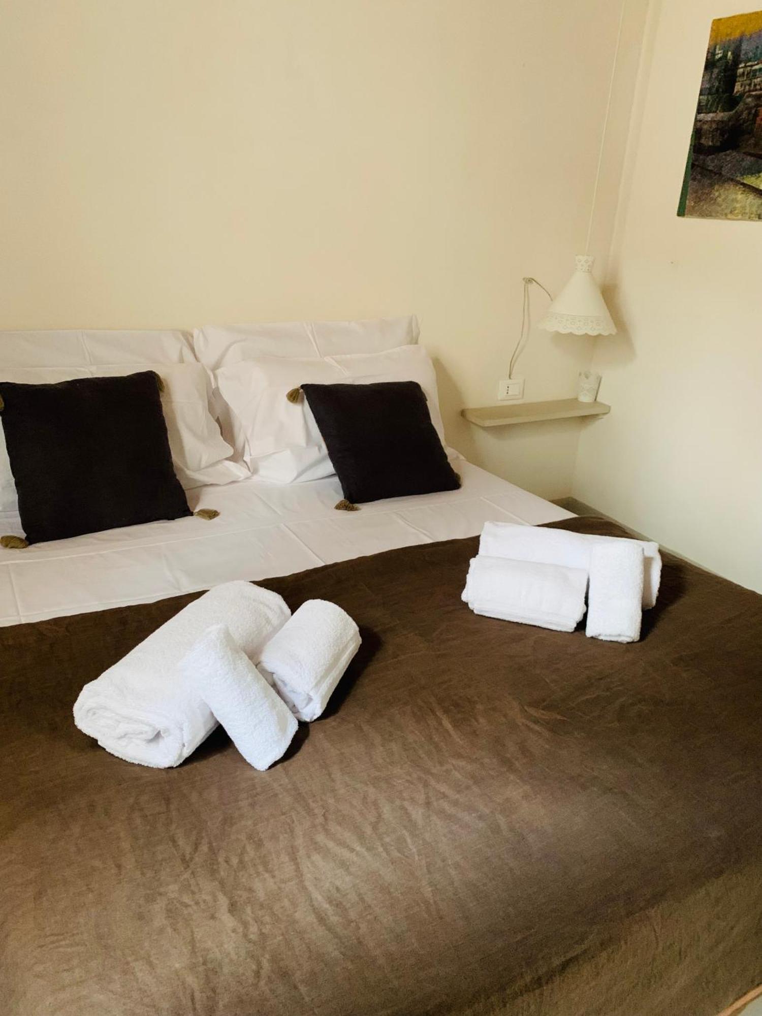 Locanda Sette Fate Spa E Solarium ปาแลร์โม ห้อง รูปภาพ